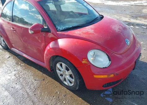 2008 Volkswagen New Beetle S z USA, uszkodzony, nr VIN 3VWRW31C88M510098